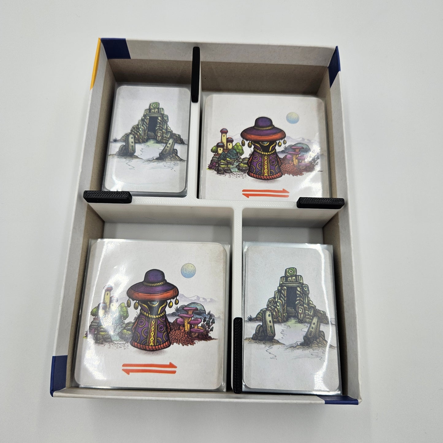 Insert für Faraway Sleeved Cards