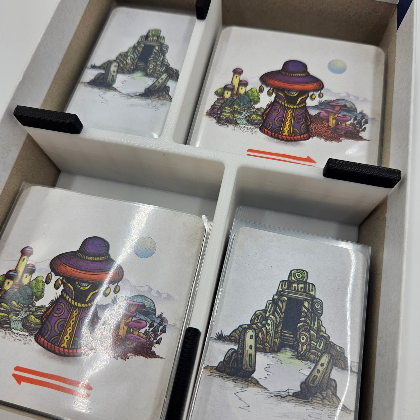 Insert für Faraway Sleeved Cards